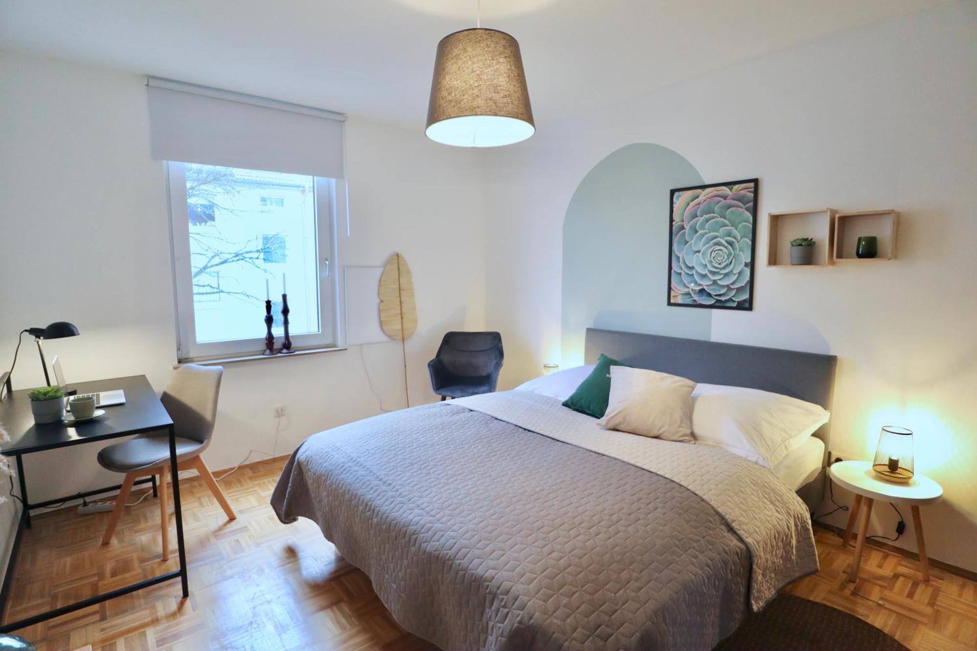 Sapphire Apartment: Free Parking + Netflix + Bathtub Essen Luaran gambar