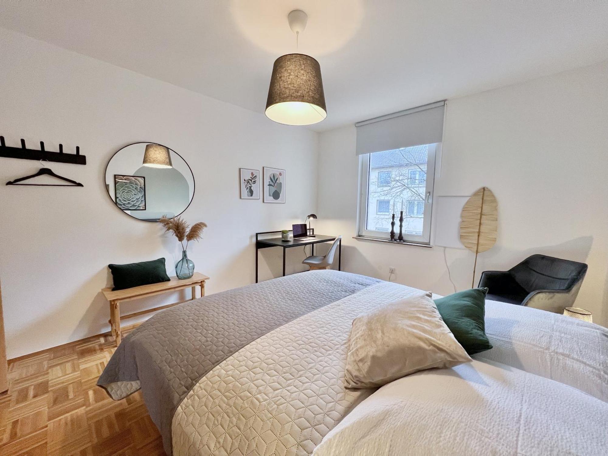 Sapphire Apartment: Free Parking + Netflix + Bathtub Essen Luaran gambar